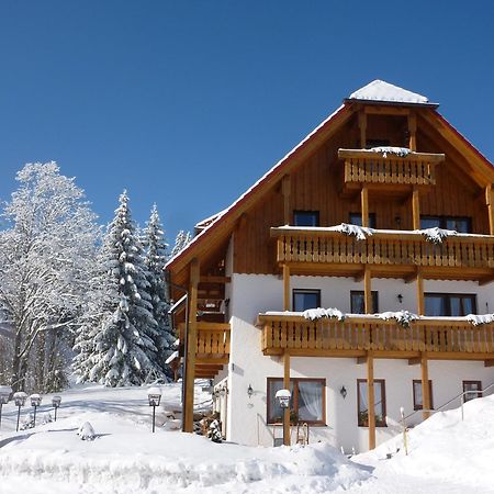 Schwarzwald-Hotel Kraeutle Feldberg  Exterior photo