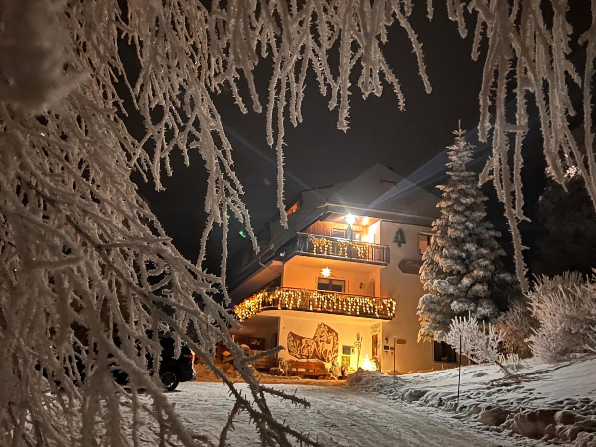 Schwarzwald-Hotel Kraeutle Feldberg  Exterior photo